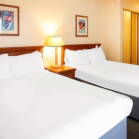 Tong Park Hotel Exterior photo