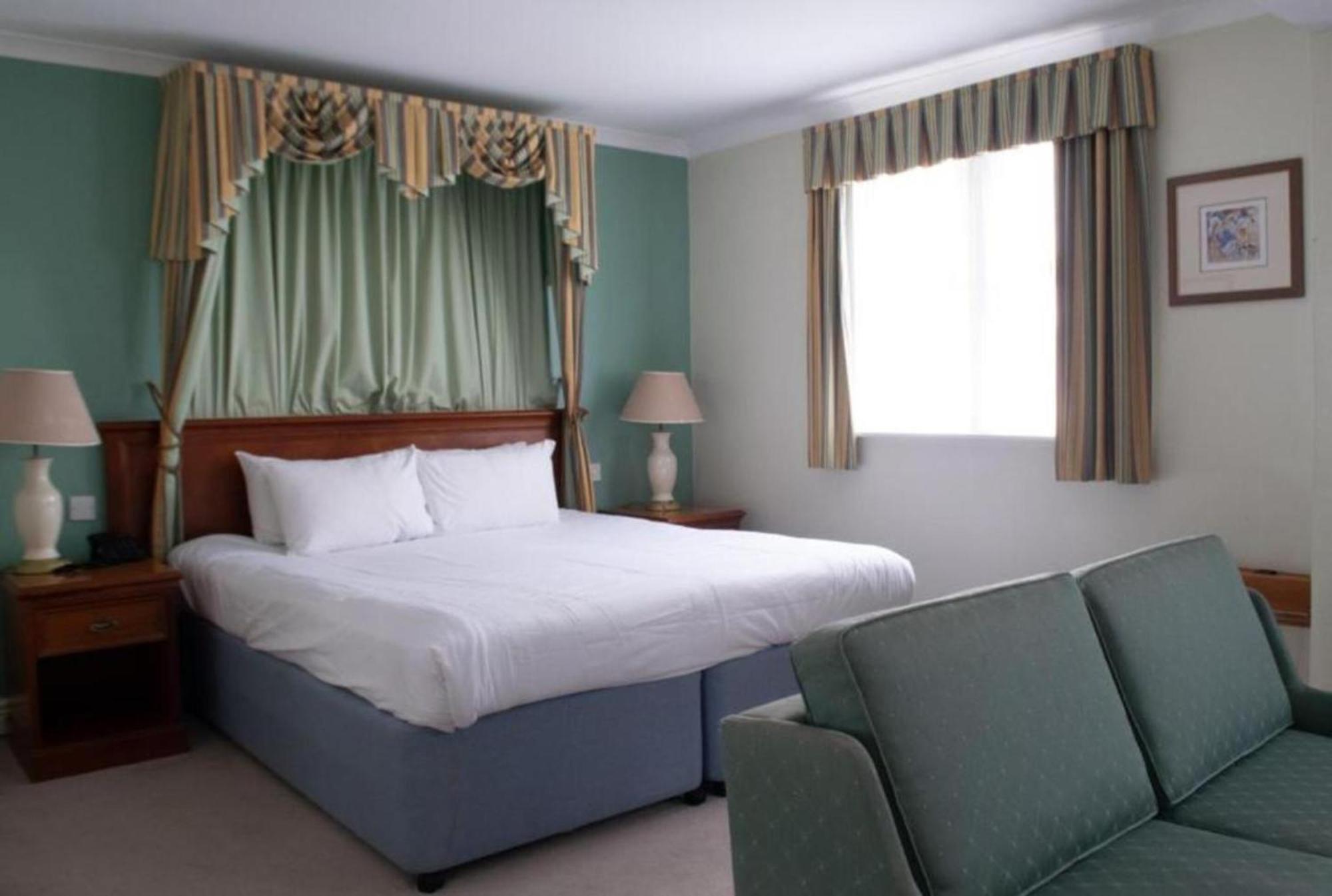 Hotel Tong Park 4*