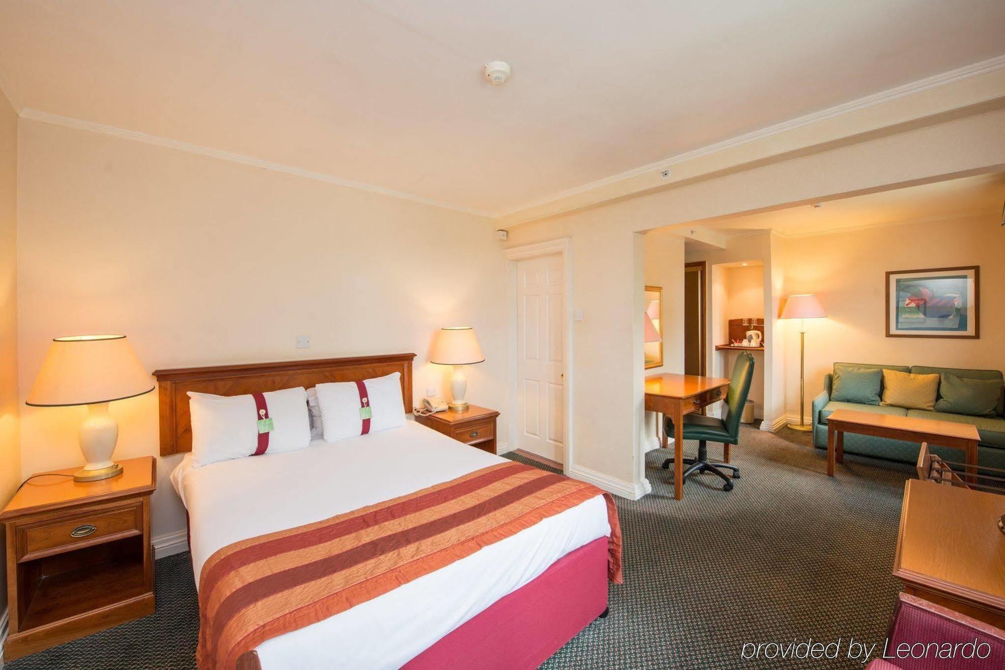 Hotel Tong Park 4*